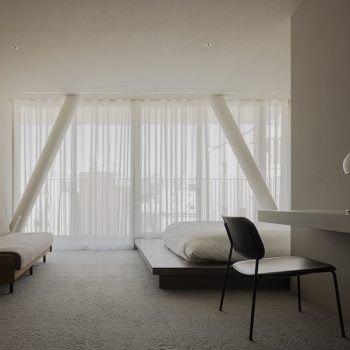 The Ultra-Narrow Rakuragu Hotel Offers a Stylish Stay in Central Tokyo